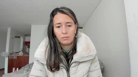 Snapshot of zoe_jeane_beker chatting on 17, 4, 2026 ZOE online show from 17, 4, 2026