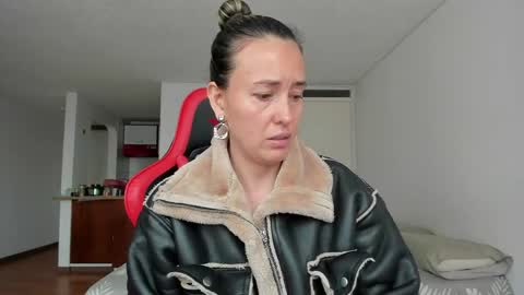 Snapshot of zoe_jeane_beker chatting on 11, 5, 2026 ZOE online show from 11, 5, 2026