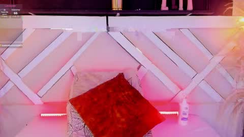 Snapshot of zoe_johnsonn1 chatting on 7, 4, 2026 Zoey online show from 7, 4, 2026