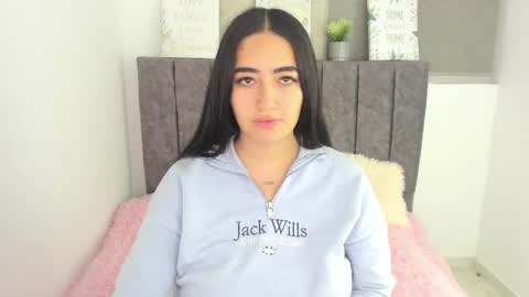 zoe_jones7 online show from 19, 2, 2025