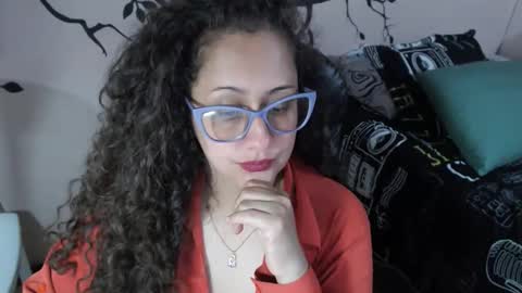 Zoe Koller online show from 21, 10, 2025