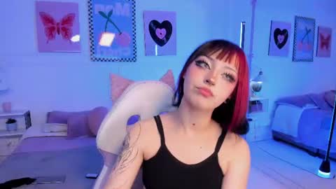 Snapshot of zoe_lynch_ chatting on 26, 6, 2026 Zoe Lynch online show from 26, 6, 2026