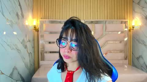 Zoe  online show from 24, 10, 2025