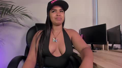 Snapshot of zoe_roux210949 chatting on 21, 2, 2026 Zoe online show from 21, 2, 2026