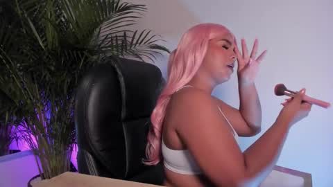 Snapshot of zoe_roux210949 chatting on 22, 2, 2026 Zoe online show from 22, 2, 2026