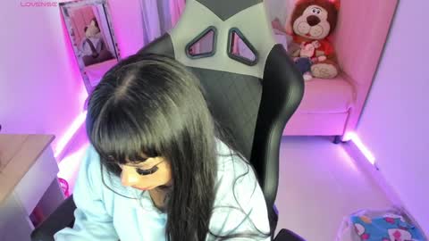 zoe_sullivan_ online show from 3, 2, 2025