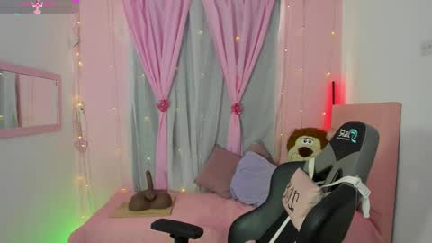 zoe_sullivan_ online show from 14, 9, 2025