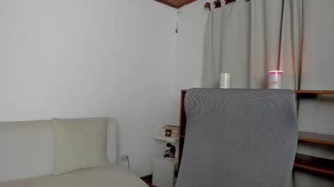 Snapshot of zoe_wattson chatting on 20, 2, 2026 Zoe online show from 20, 2, 2026