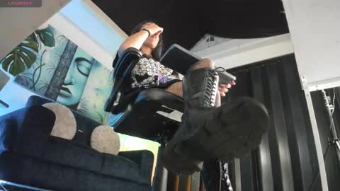 Snapshot of zoeconti chatting on 10, 2, 2026 Zoe online show from 10, 2, 2026