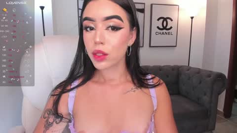 Snapshot of zoee_jackson chatting on 28, 12, 2024  zoee jackson online show from 28, 12, 2024