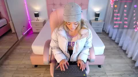 Snapshot of zoee_joness chatting on 13, 2, 2025 zoe online show from 13, 2, 2025
