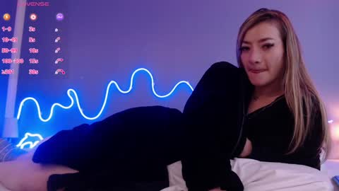 Snapshot of zoee_joness chatting on 11, 3, 2025 zoe online show from 11, 3, 2025