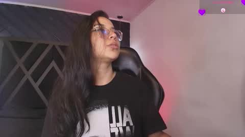 Zoe 3 online show from 24, 3, 2026