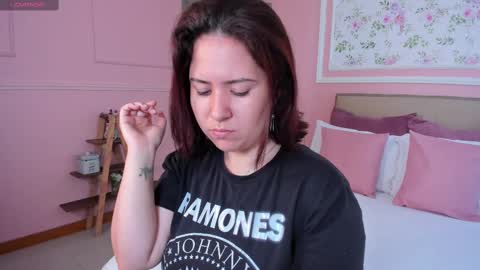 Zoes online show from 3, 3, 2025