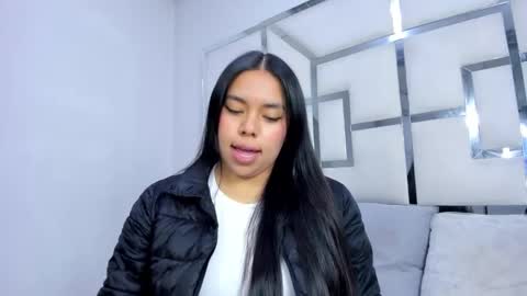 ZoeSwam online show from 23, 10, 2025