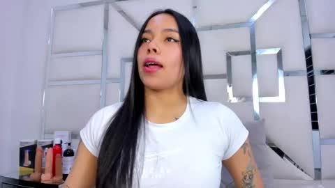 ZoeSwam online show from 27, 11, 2025