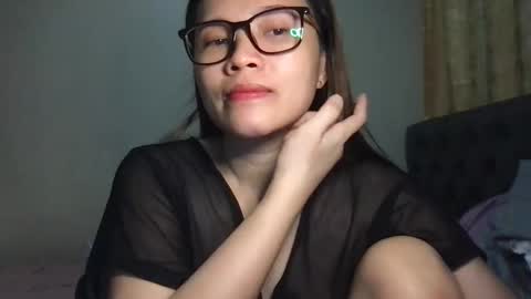 Snapshot of zoey_foryou chatting on 17, 2, 2025 zoey_foryou online show from 17, 2, 2025