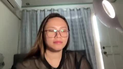 Snapshot of zoey_foryou chatting on 21, 10, 2025 zoey_foryou online show from 21, 10, 2025