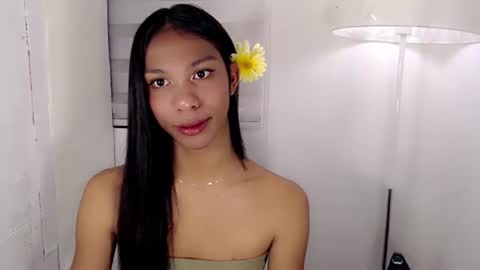 Snapshot of zoeygorgeous19 chatting on 3, 2, 2025 zoey online show from 3, 2, 2025