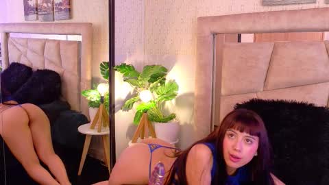 Zoey  online show from 27, 11, 2025