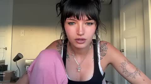 zoeyyb666 online show from 3, 7, 2026