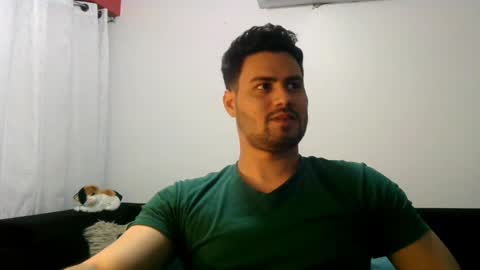 Snapshot of zohan_haidar chatting on 5, 3, 2025 ZohanMohamed online show from 5, 3, 2025