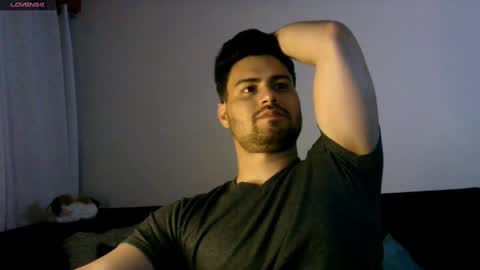 Snapshot of zohan_haidar chatting on 5, 3, 2025 ZohanMohamed online show from 5, 3, 2025