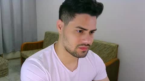 Snapshot of zohan_haidar chatting on 18, 12, 2025 ZohanMohamed online show from 18, 12, 2025