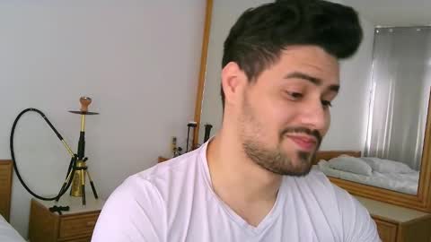 Snapshot of zohan_haidar chatting on 12, 1, 2026 ZohanMohamed online show from 12, 1, 2026