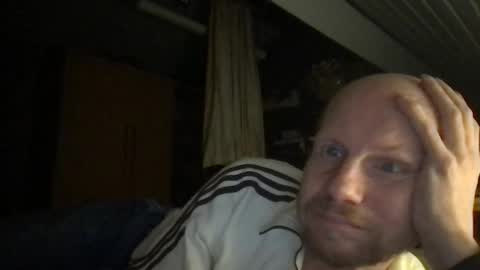 Snapshot of zolexthomas chatting on 11, 4, 2026 zolexthomas online show from 11, 4, 2026