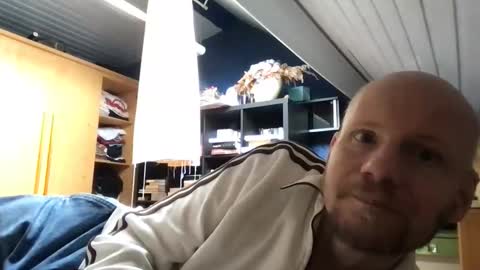Snapshot of zolexthomas chatting on 12, 4, 2026 zolexthomas online show from 12, 4, 2026