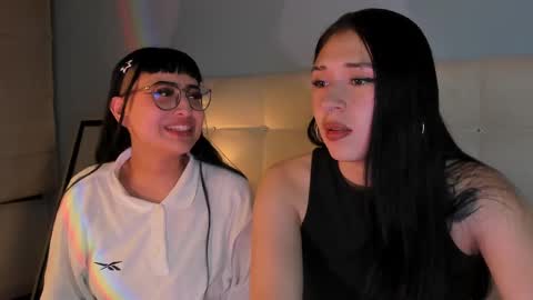 Snapshot of zowi_hottiee chatting on 20, 9, 2025 cintya kors online show from 20, 9, 2025