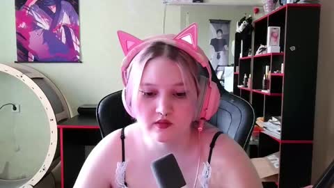 Snapshot of zoya173454 chatting on 25, 4, 2026 zoya173454 online show from 25, 4, 2026