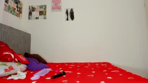 Snapshot of zule__williams chatting on 15, 6, 2026 zule online show from 15, 6, 2026