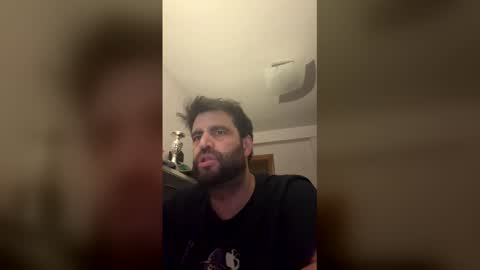 Snapshot of zurdineno chatting on 24, 4, 2026 zurdineno online show from 24, 4, 2026