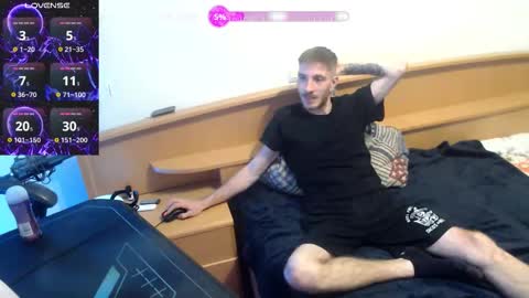 Zuzmoe online show from 21, 12, 2025