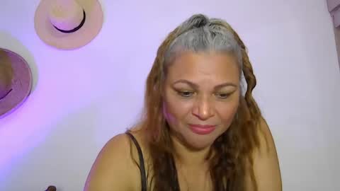 Snapshot of zyra_vex chatting on 29, 3, 2026 Zyra Vex online show from 29, 3, 2026
