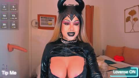 zyradom online show from 4, 11, 2025