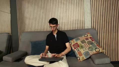 Zyro Nigth online show from 13, 11, 2025