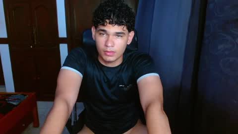 Snapshot of zyrosxk chatting on 23, 4, 2026 antonio felipe online show from 23, 4, 2026