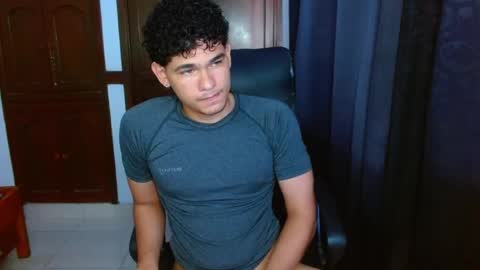 Snapshot of zyrosxk chatting on 26, 4, 2026 antonio felipe online show from 26, 4, 2026