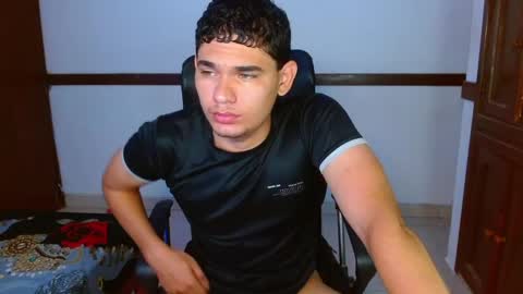 Snapshot of zyrosxk chatting on 25, 5, 2026 antonio felipe online show from 25, 5, 2026