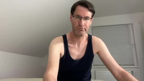 Snapshot of zzz123_cam chatting on 8, 5, 2026 zzz123_cam online show from 8, 5, 2026