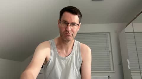 Snapshot of zzz123_cam chatting on 23, 5, 2026 zzz123_cam online show from 23, 5, 2026