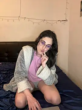 Lunaabbey online show from 21, 2, 2026