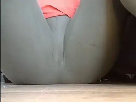 Squirtlady38 online show from 20, 2, 2025