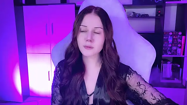 jasminevine online show from 20, 2, 2025