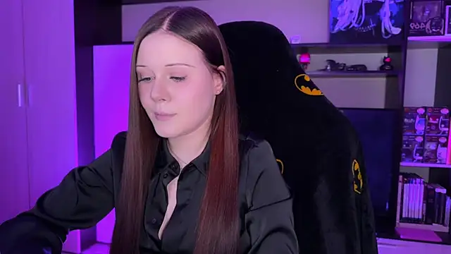 Snapshot of jasminevine chatting on 6, 4, 2026 jasminevine online show from 6, 4, 2026