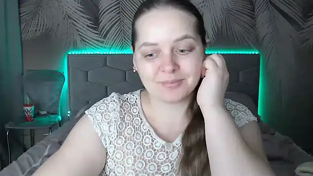 uliastar online show from 31, 1, 2025