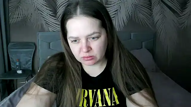 uliastar online show from 11, 2, 2025